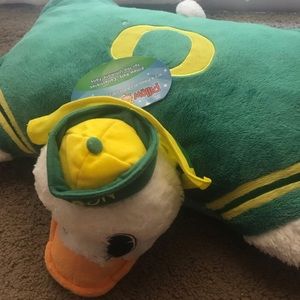 Oregon ducks pillow pet